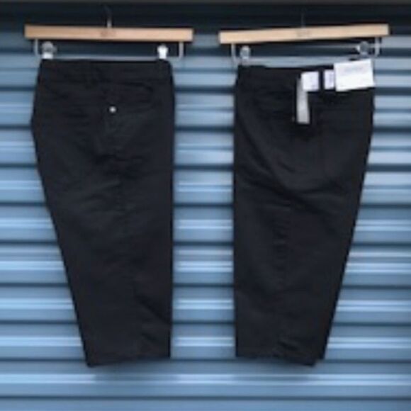 Bermuda Shorts . Size: 4 Petite Skimmer . (2) Pair Bundle . Black . New w/ Tags